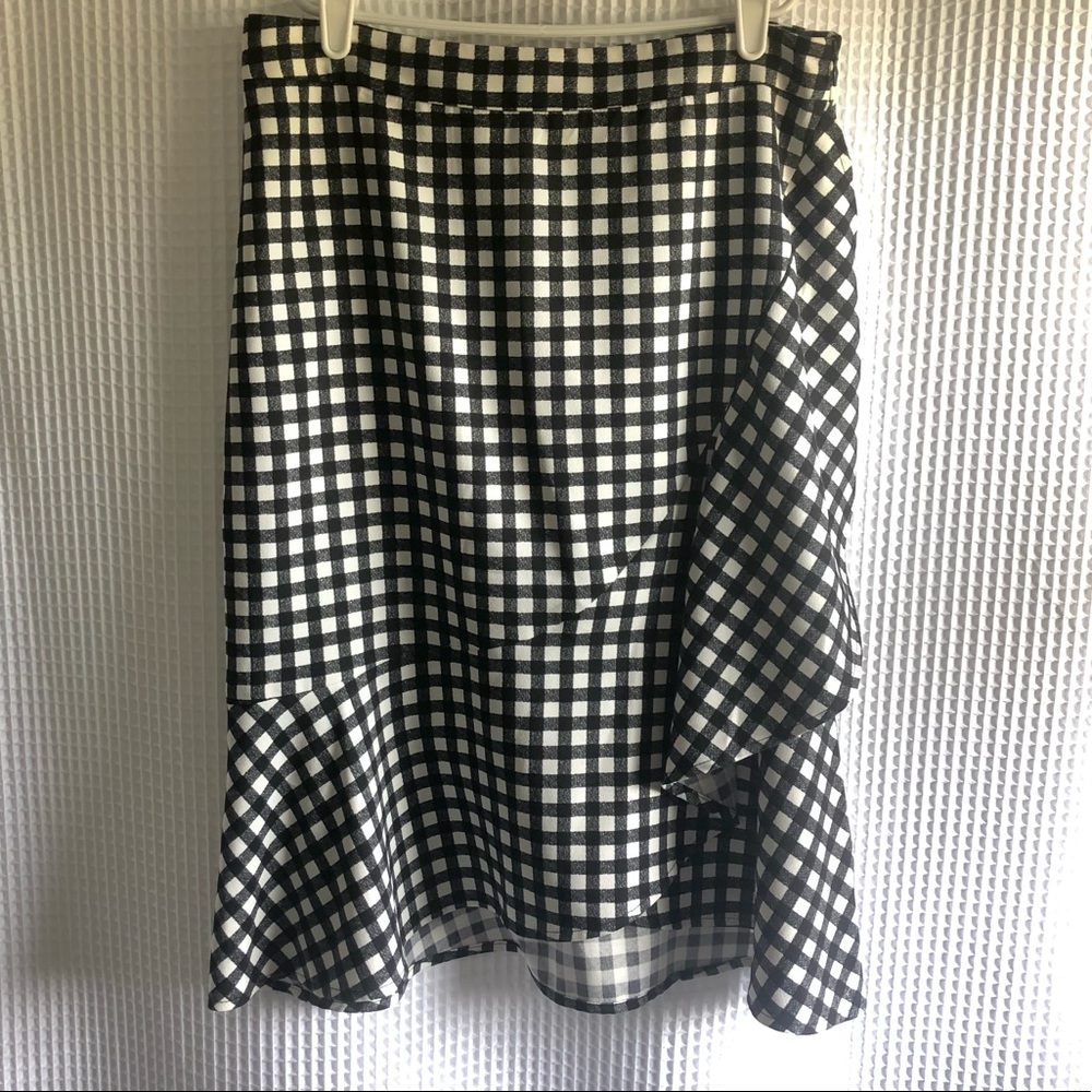 Ruffle Hem Skirt